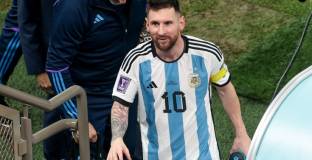 Агуеро: Меси става все по-добър 