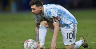 Агуеро: Помислих, че е шега напускането на Меси