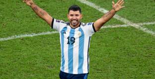 Агуеро ще купува клуб 