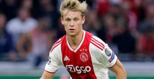 Де Йонг: Искаме да покажем, че Аякс е по-добър от съперника