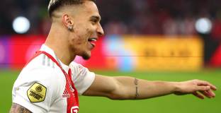   Goal: Ман Юнайтед ще подпише с нападател на Аякс 