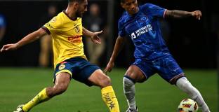 Нападател на Челси премина в Ал-Насър