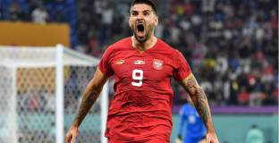 Ман Юнайтед обмисля да привлече Митрович