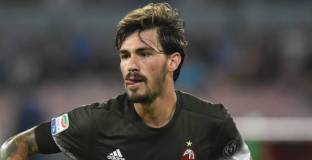 Барселона отново поглежда към Романьоли