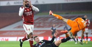 Астън Вила разби Арсенал на Емирейтс