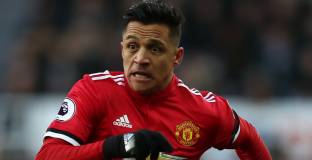 Журналист разказа интересна история за Санчес