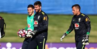 Едерсон: Алисон заслужава званието Вратар на годината