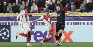 Бенфика с успех в Монако, но следва реванш