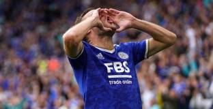 Варди герой за Лестър при победата срещу Уулвърхамптън (видео)