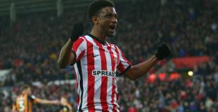  Тен Хаг намекна за Диало