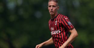 Конти завърши кариерата си на 31 години