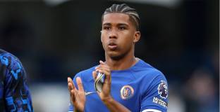 Челси обяви трансфера на Сантос в Страсбург