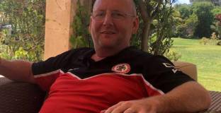 Президент на третодивизионен клуб нападна Клоп