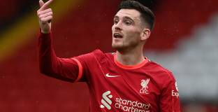 Ливърпул увеличи групата на капитаните