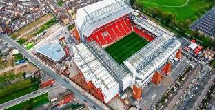 Ливърпул ще отстъпи на Ман Юнайтед