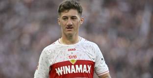 Щутгарт поднови с халф