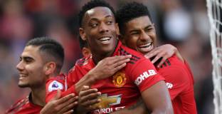 Юнайтед унижи Челси в Манчестър