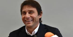 Конте: Не съм получавал оферти от италиански клубове