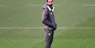 Арбелоа е заплашен от уволнение след отпадането на Реал