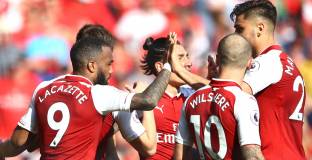 Арсенал изпрати Венгер с пет срещу Бърнли