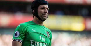 Емери не е уверен в бъдещето на Чех