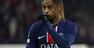 Арсенал и Челси се насочват към нападател на ПСЖ