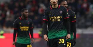 Арсенал и Тотнъм се интересуват от защитник на Милан