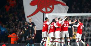 Вдъхновен Арсенал надви Манчестър Юнайтед