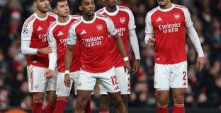Арсенал се насочва към двама от Милан 
