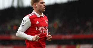 Арсенал отказа да продаде Смит -Роу на Челси 