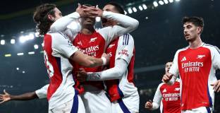 Арсенал води на Челси в борба за нидерландски талант