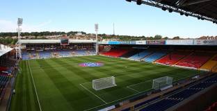 Челси ще разбие Кристъл Палас