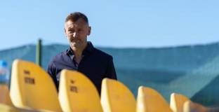 Директор на Ботев Пловдив се спасява в Полша? 