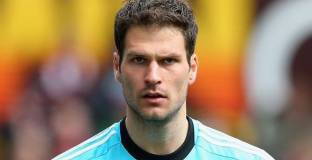   Ман Юнайтед хвърли око на Бегович 