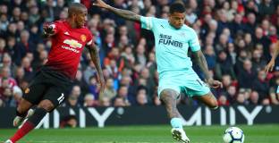 Юнайтед обърна Нюкасъл от два пасив