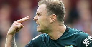 Астън Вила - Бърнли 2:2 