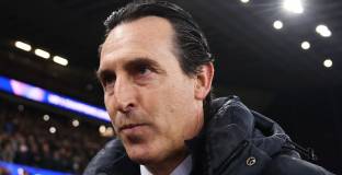 Астън Вила няма планове да се разделя с Унай Емери