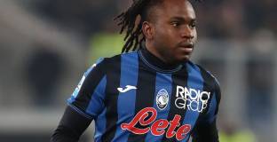 Аталанта може да продаде Лукман