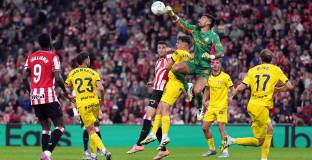 Атлетик не успя да победи Хирона