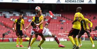 Арсенал прати Уотфорд в Чемпиъншип