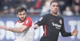 Аугсбург - Айнтрахт 3:0 