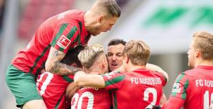 Аугсбург - Волфсбург 3:0 