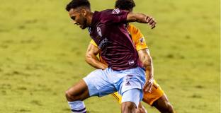 Арсенал подписа с американец 	