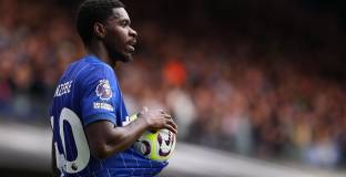 Туанзебе едва не загуби палеца си