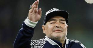 Седем са обвиняемите за смъртта на Марадона