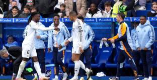 С мисъл за Арсенал, Реал постигна целта си срещу Алавес