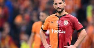 Мертенс напусна Галатасарай 