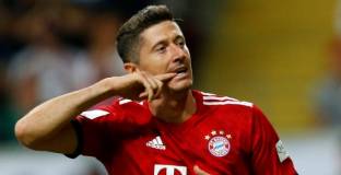 Байерн се поизмъчи срещу аматьори, Айнтрахт отстранен рано за Купата на Германия