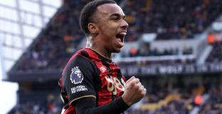 Ливърпул се включва в битката за големия талант на Борнемут