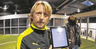 Свен Мислинтат напуска Арсенал